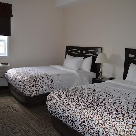 Auberge Macdonald Guest Inn Iroquois Falls Extérieur photo