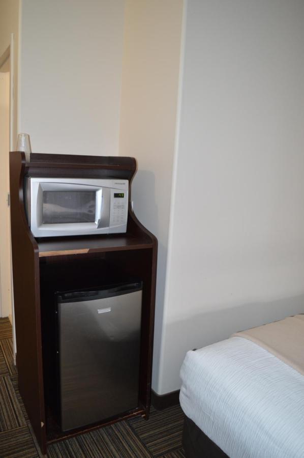 Auberge Macdonald Guest Inn Iroquois Falls Extérieur photo