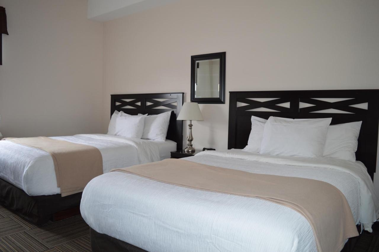 Auberge Macdonald Guest Inn Iroquois Falls Extérieur photo