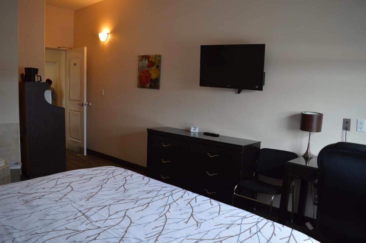 Auberge Macdonald Guest Inn Iroquois Falls Extérieur photo